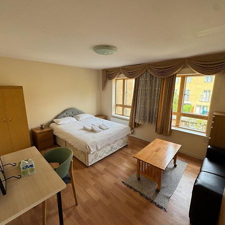 Napcastle Caledonian Park Hotell London Eksteriør bilde