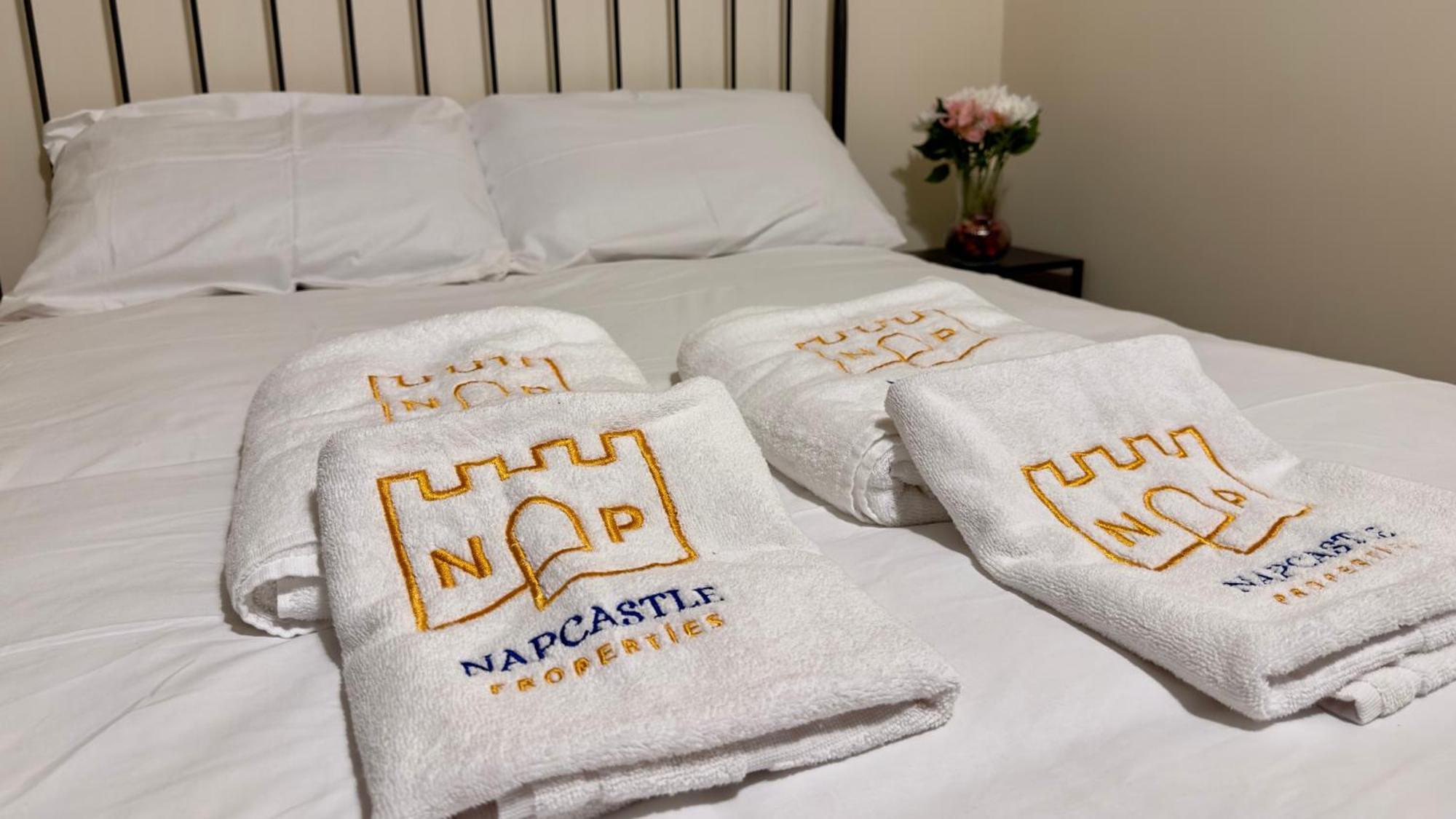 Napcastle Caledonian Park Hotell London Eksteriør bilde