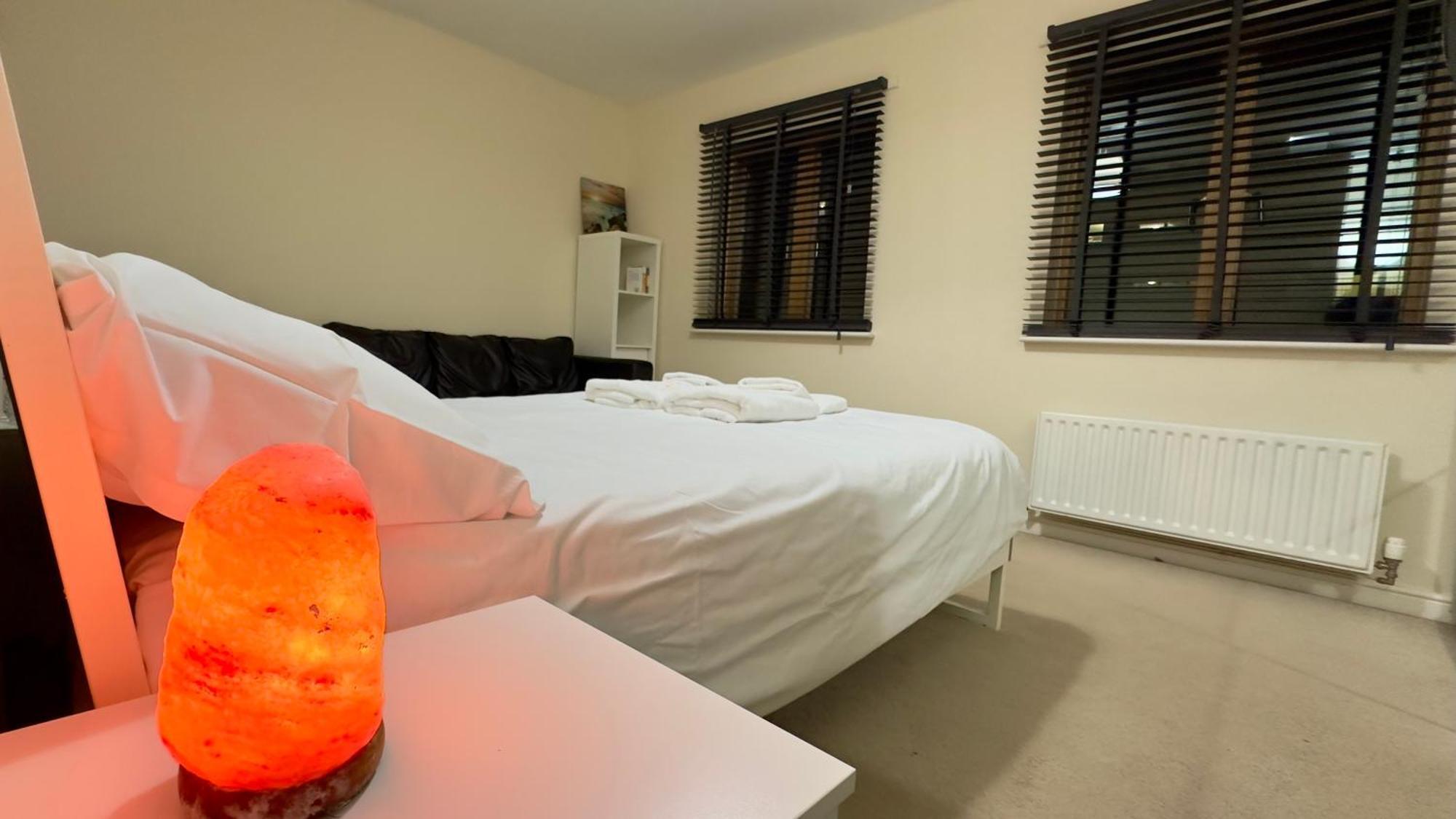 Napcastle Caledonian Park Hotell London Eksteriør bilde