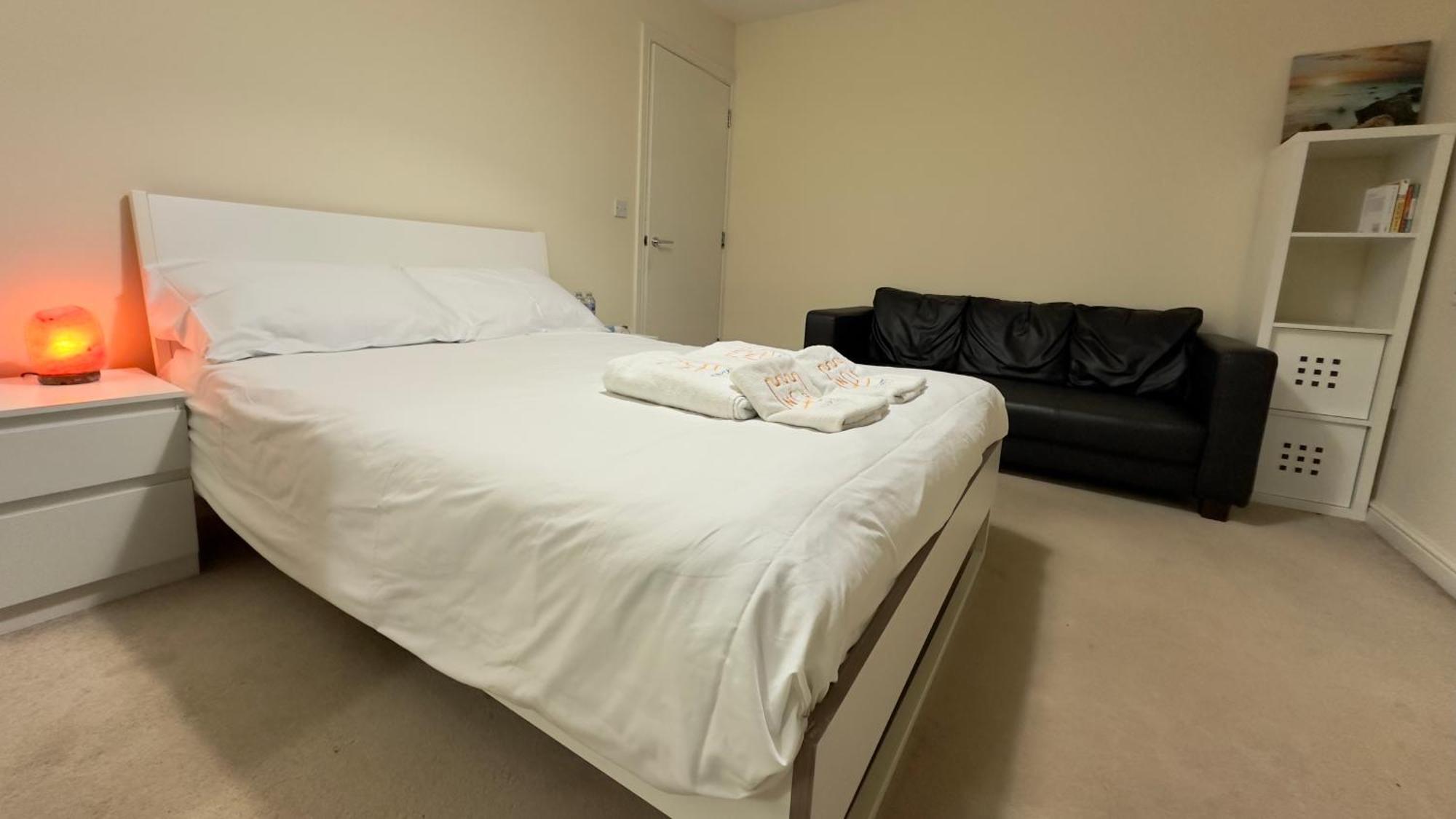 Napcastle Caledonian Park Hotell London Eksteriør bilde