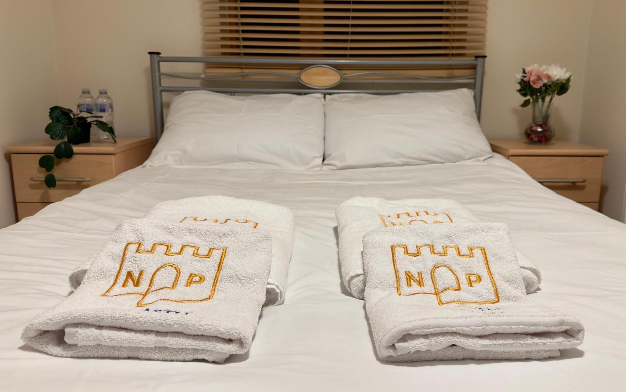 Napcastle Caledonian Park Hotell London Eksteriør bilde