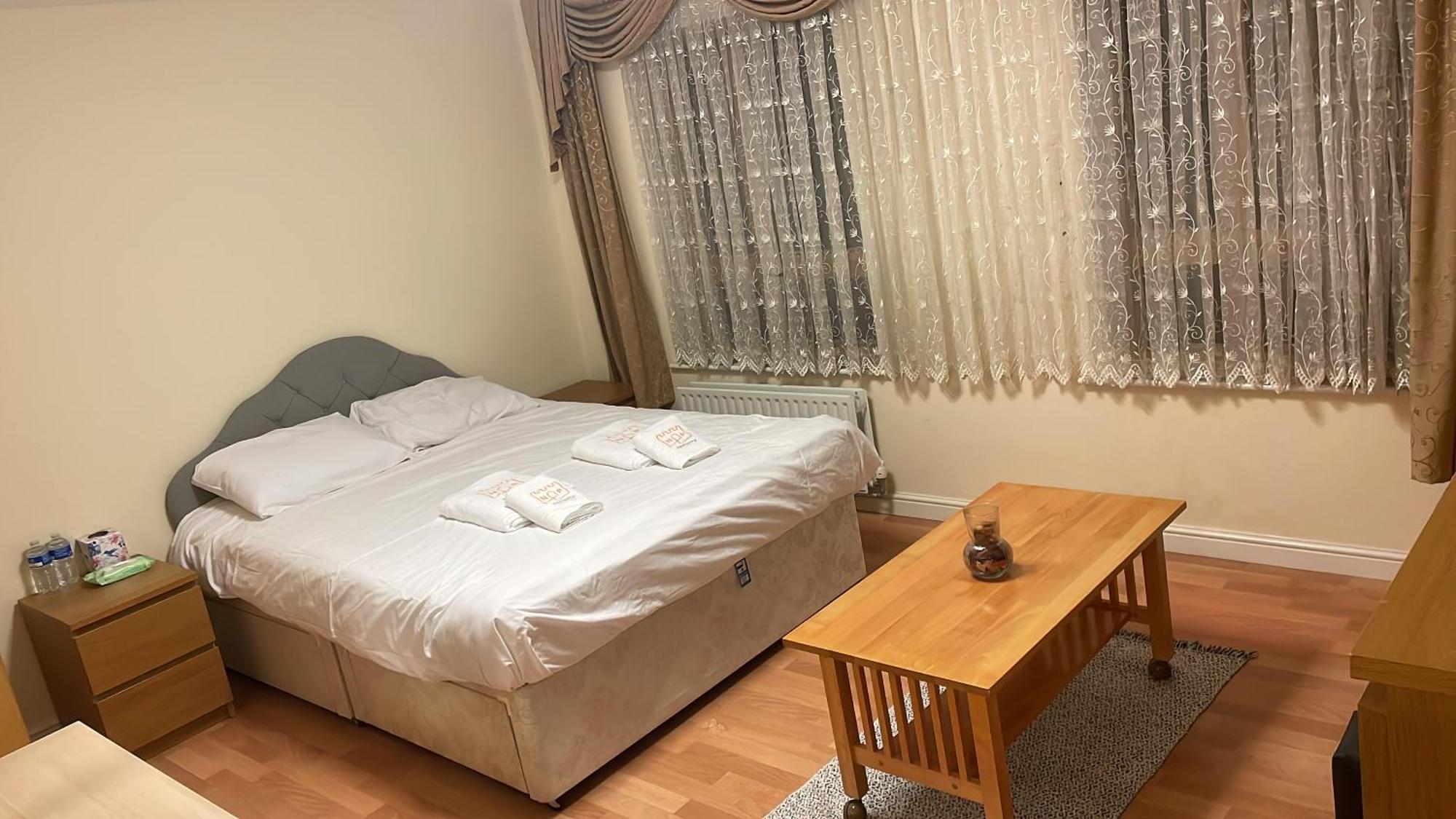 Napcastle Caledonian Park Hotell London Eksteriør bilde