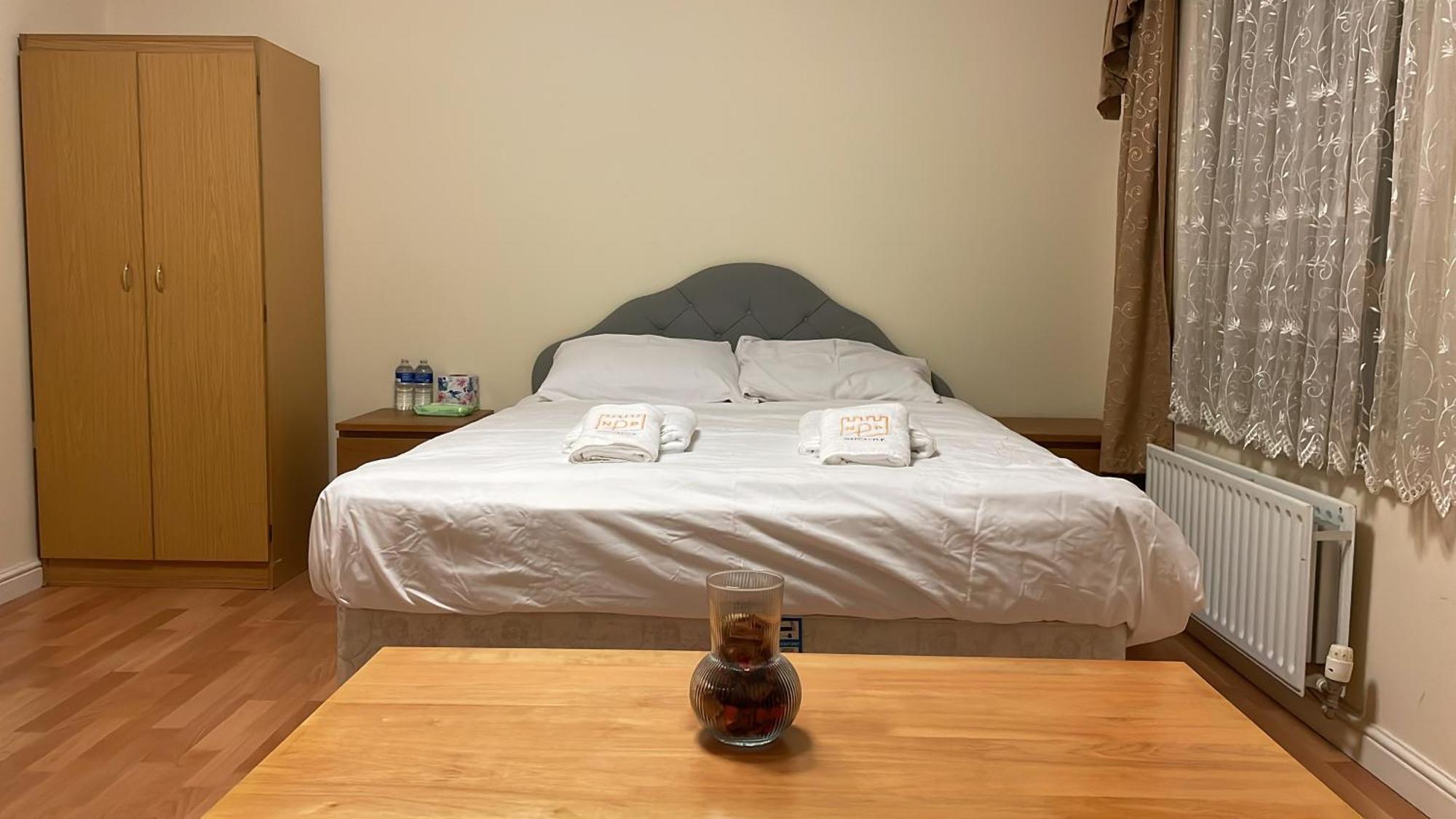 Napcastle Caledonian Park Hotell London Eksteriør bilde