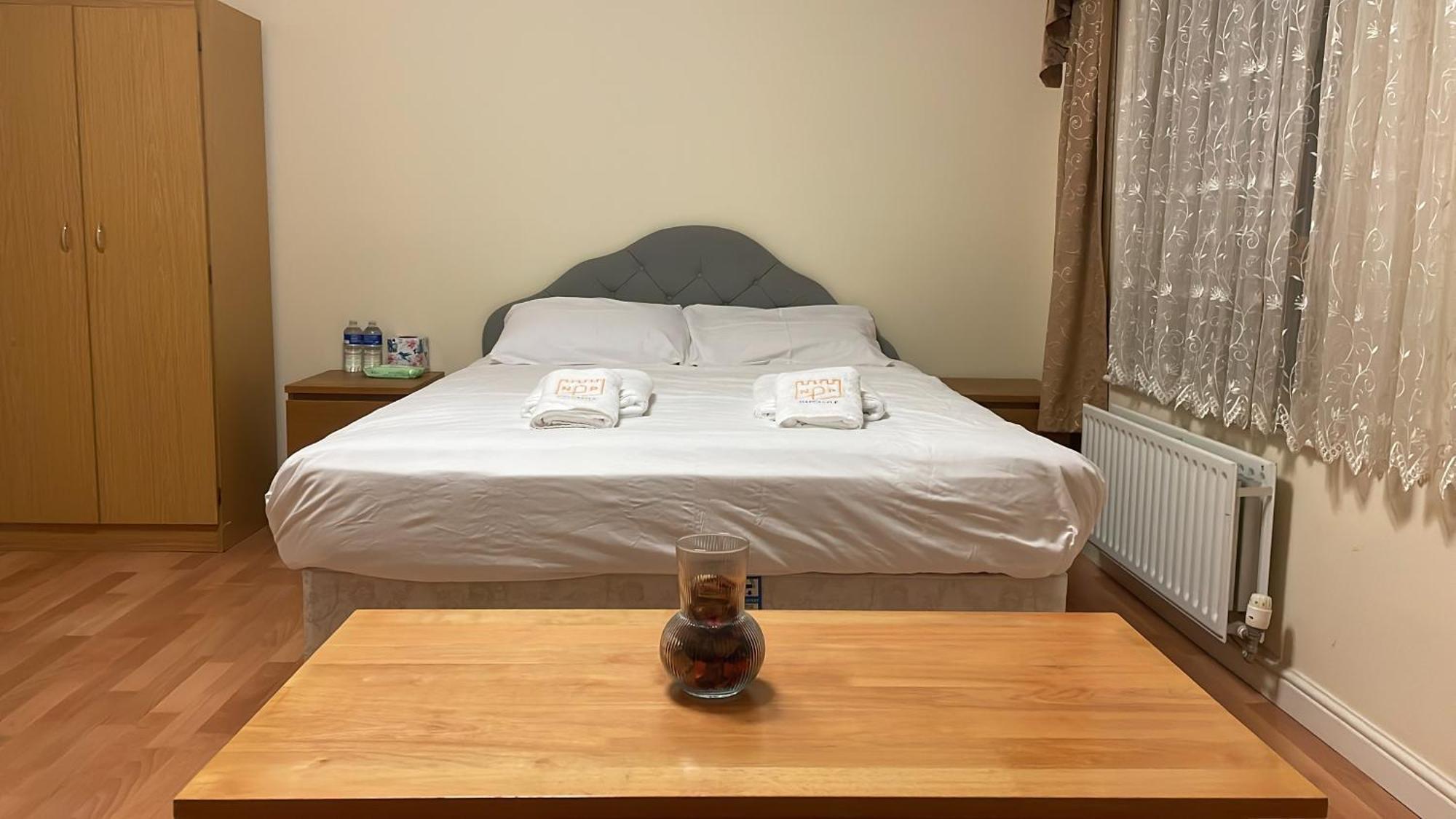 Napcastle Caledonian Park Hotell London Eksteriør bilde