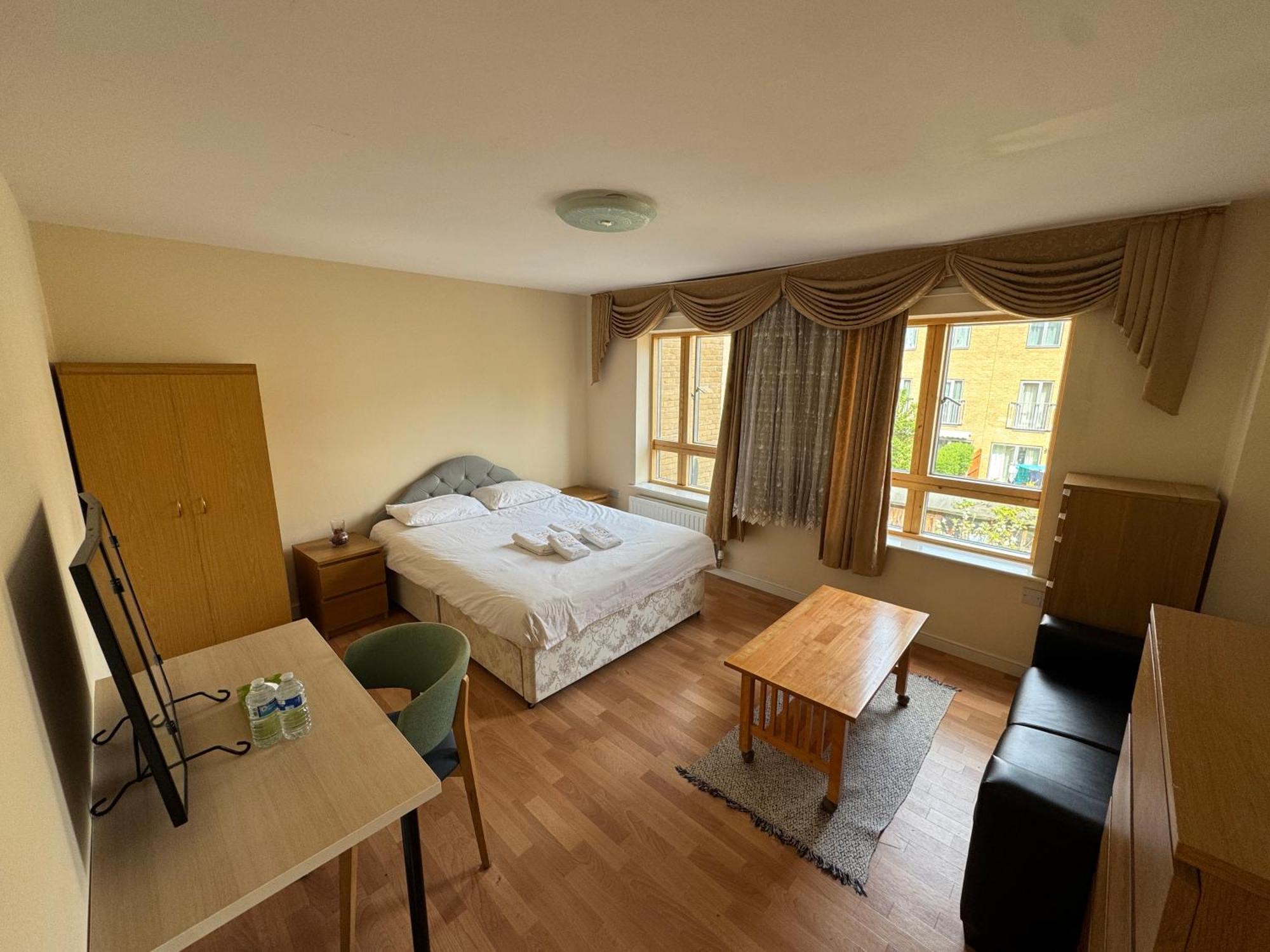 Napcastle Caledonian Park Hotell London Eksteriør bilde